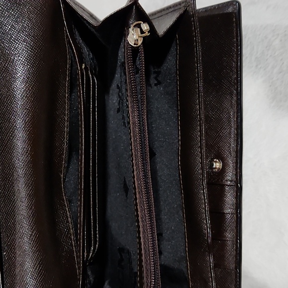 MCM WALLET - Picture 8 of 10